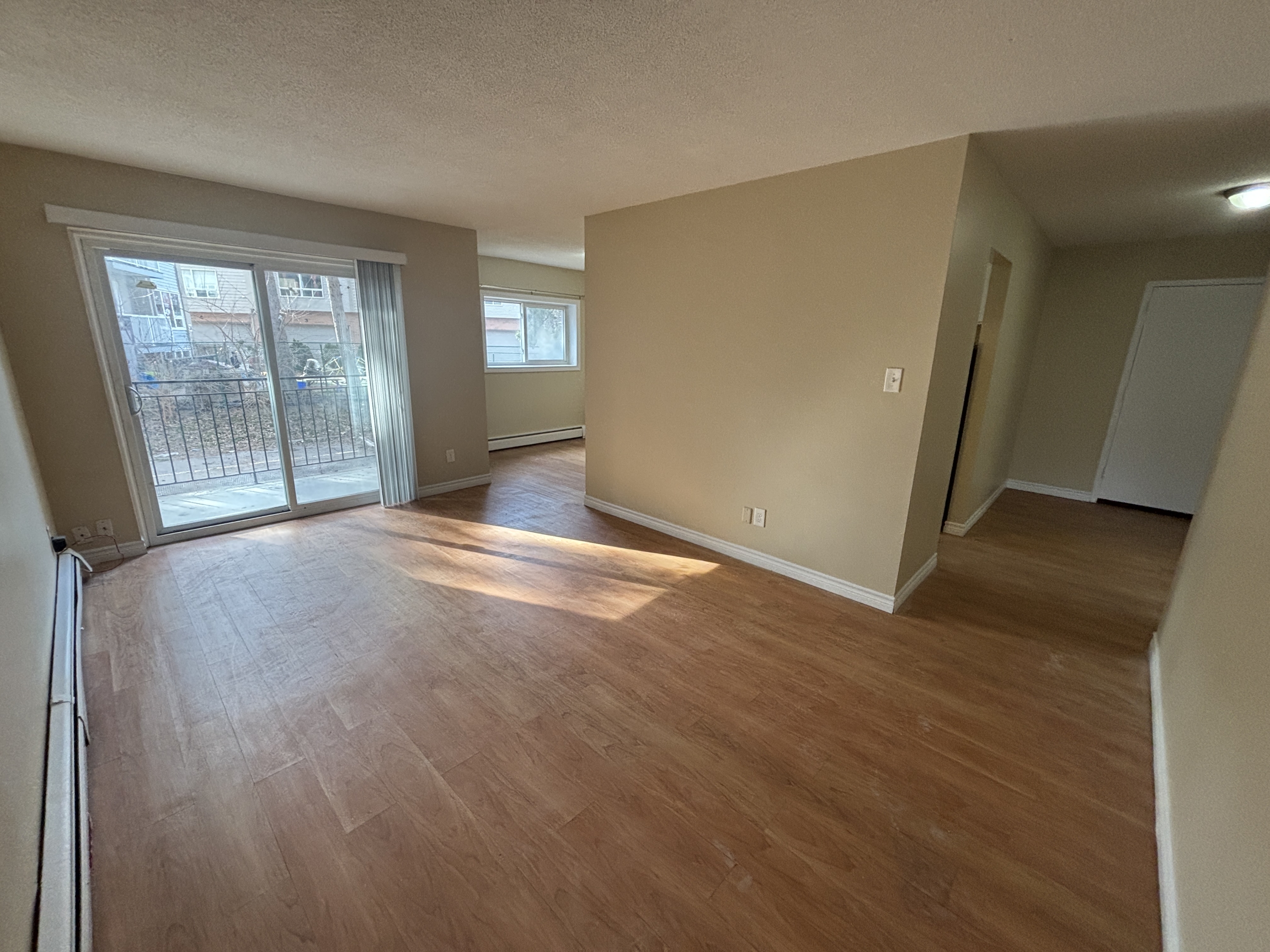 30 Westmount Road West #9