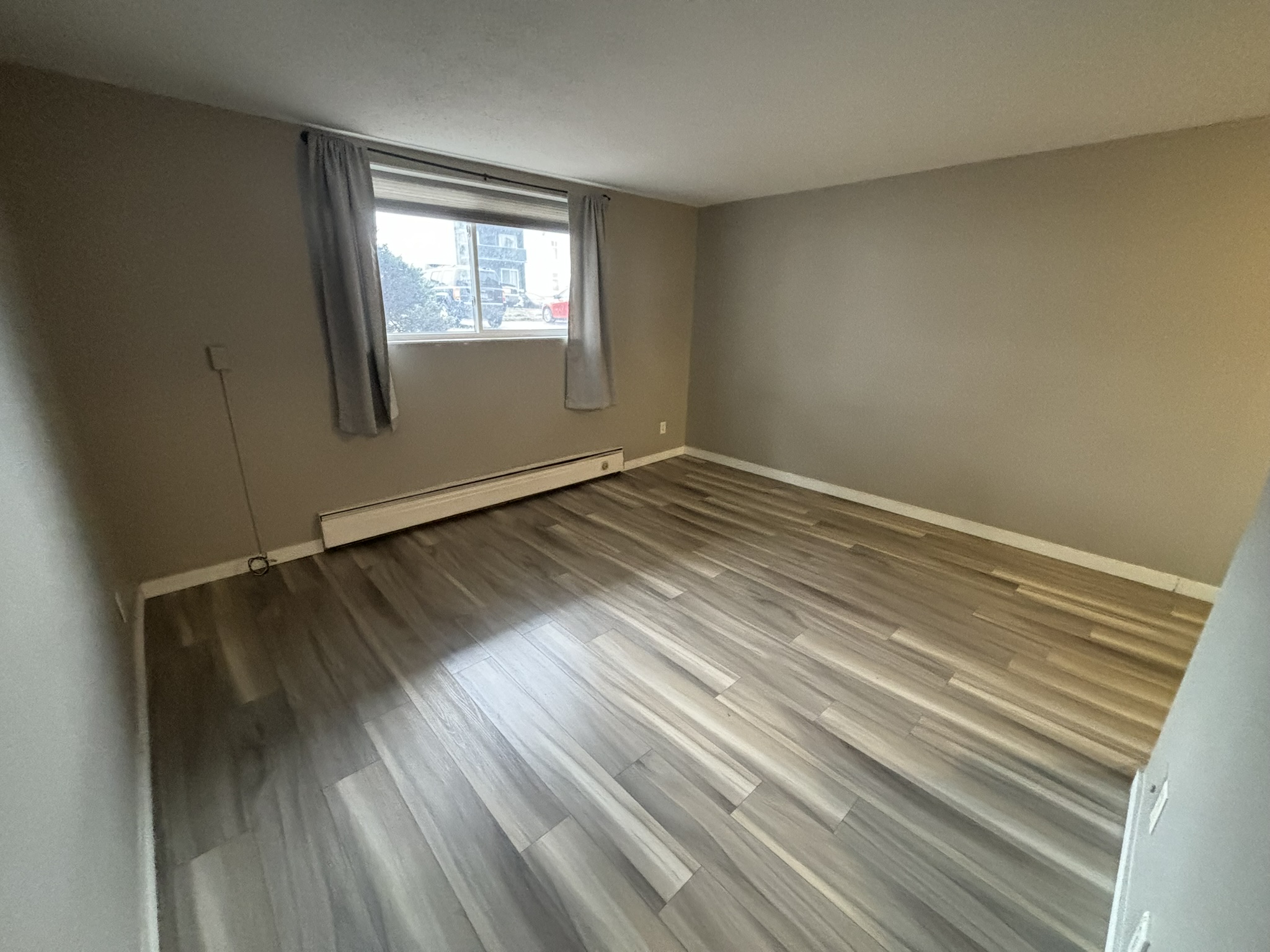 99 Westwood Drive - 106