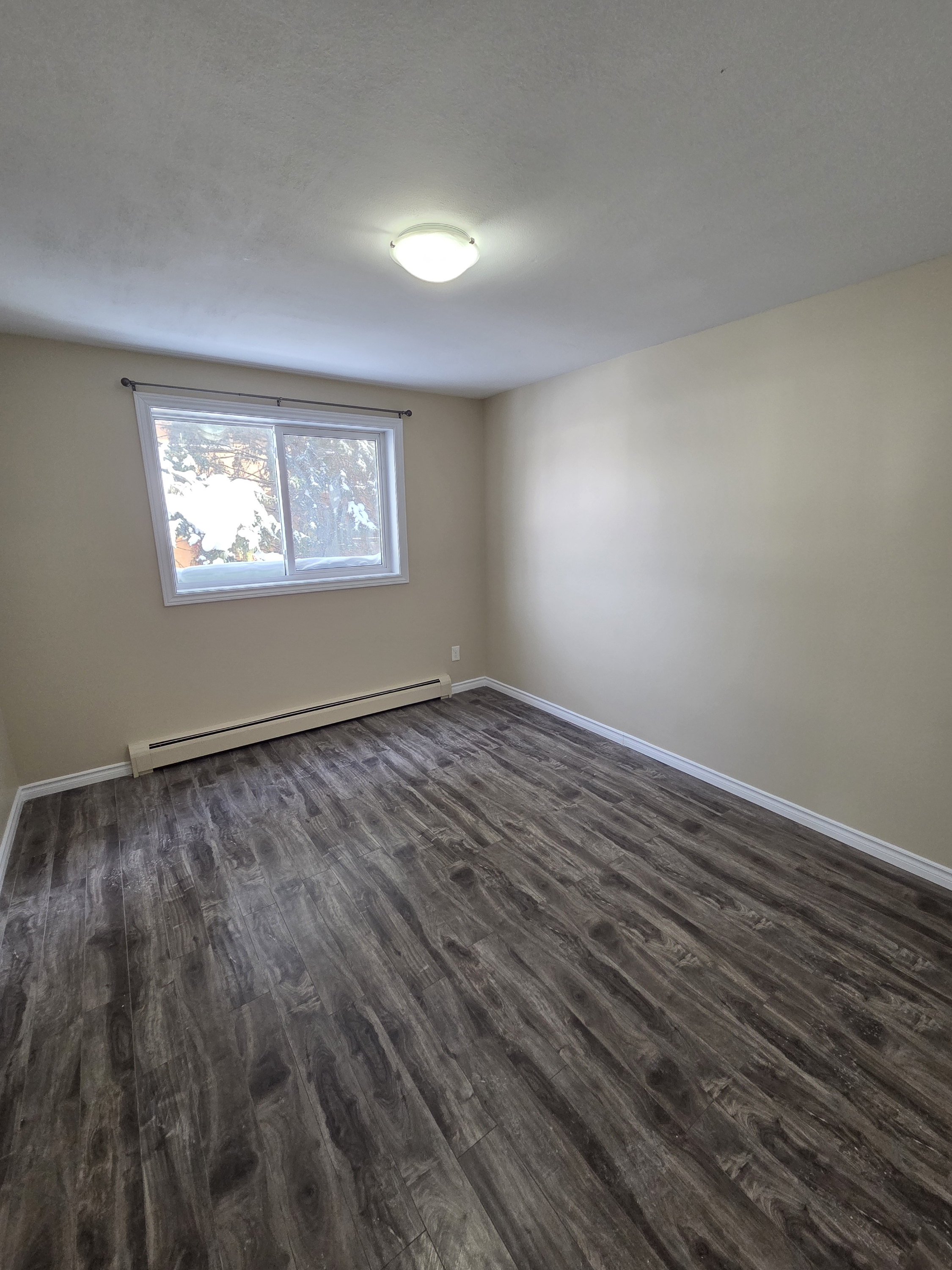 207-87 Westwood Drive