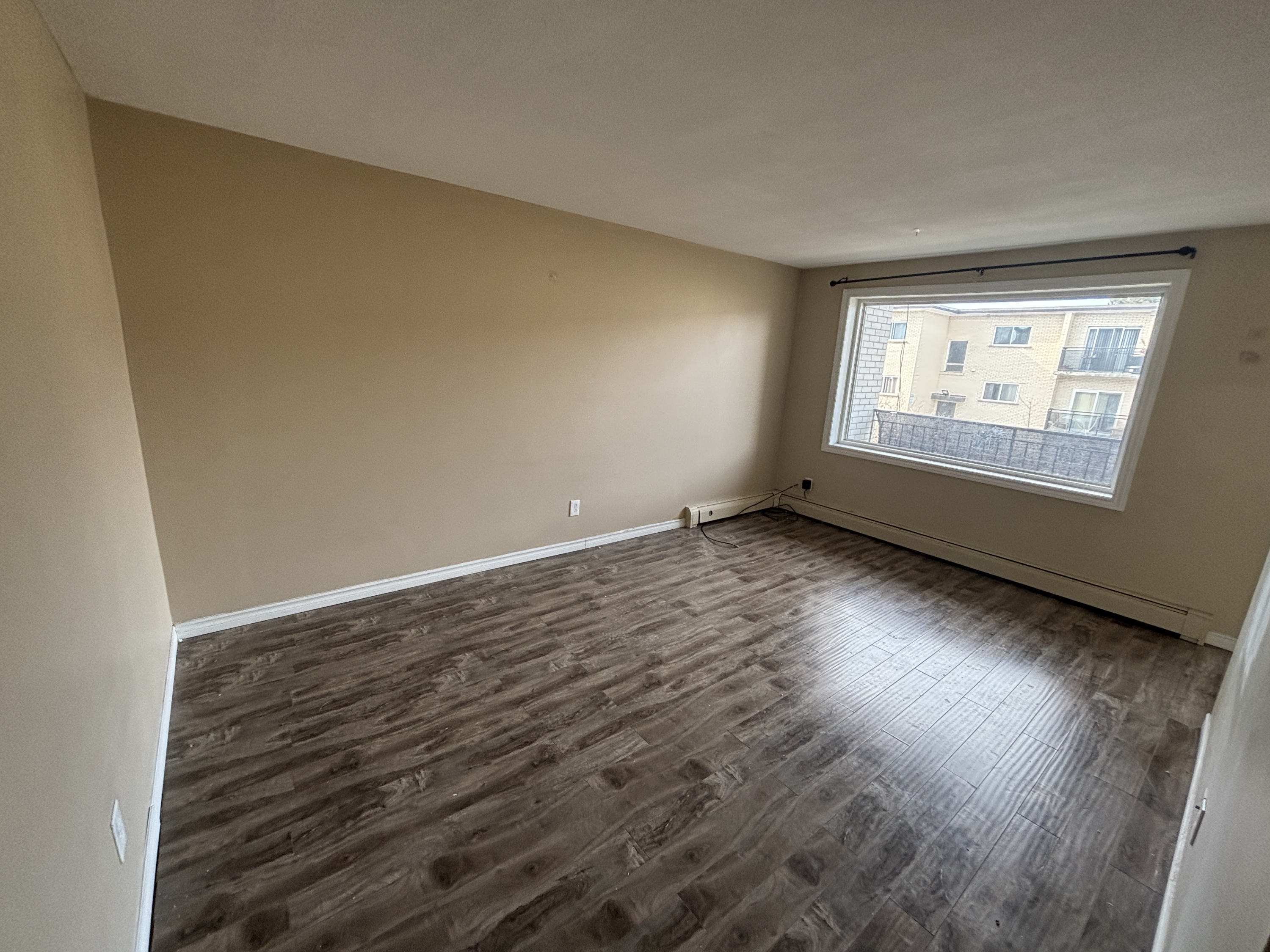 87 Westwood Drive #202