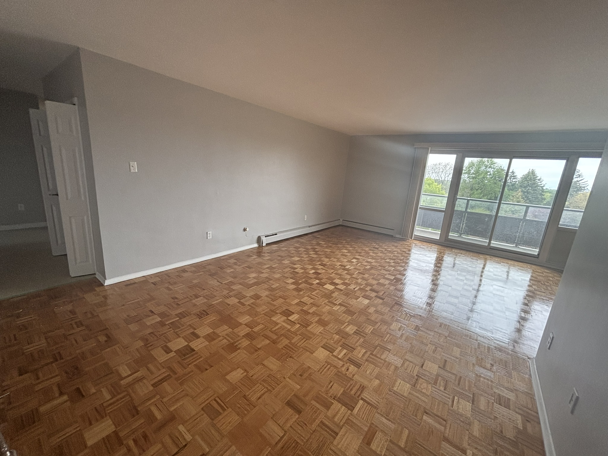 1061 Queen's Boulevard - 604